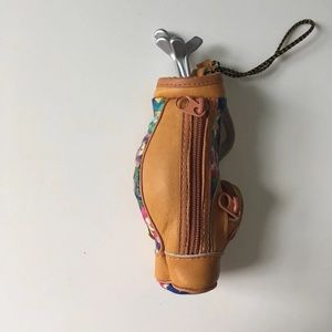 Beautiful faux leather golf bag with two pockets